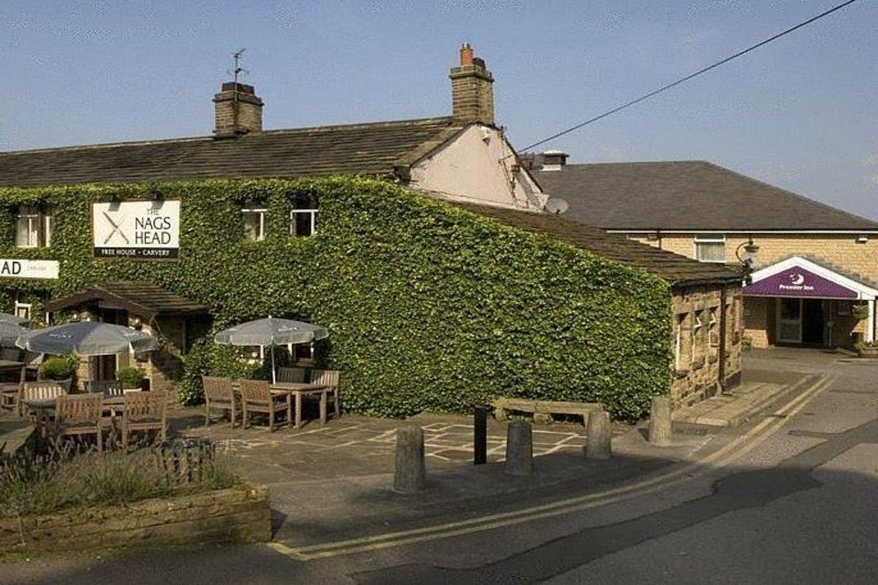 Premier Inn Huddersfield West Екстер'єр фото